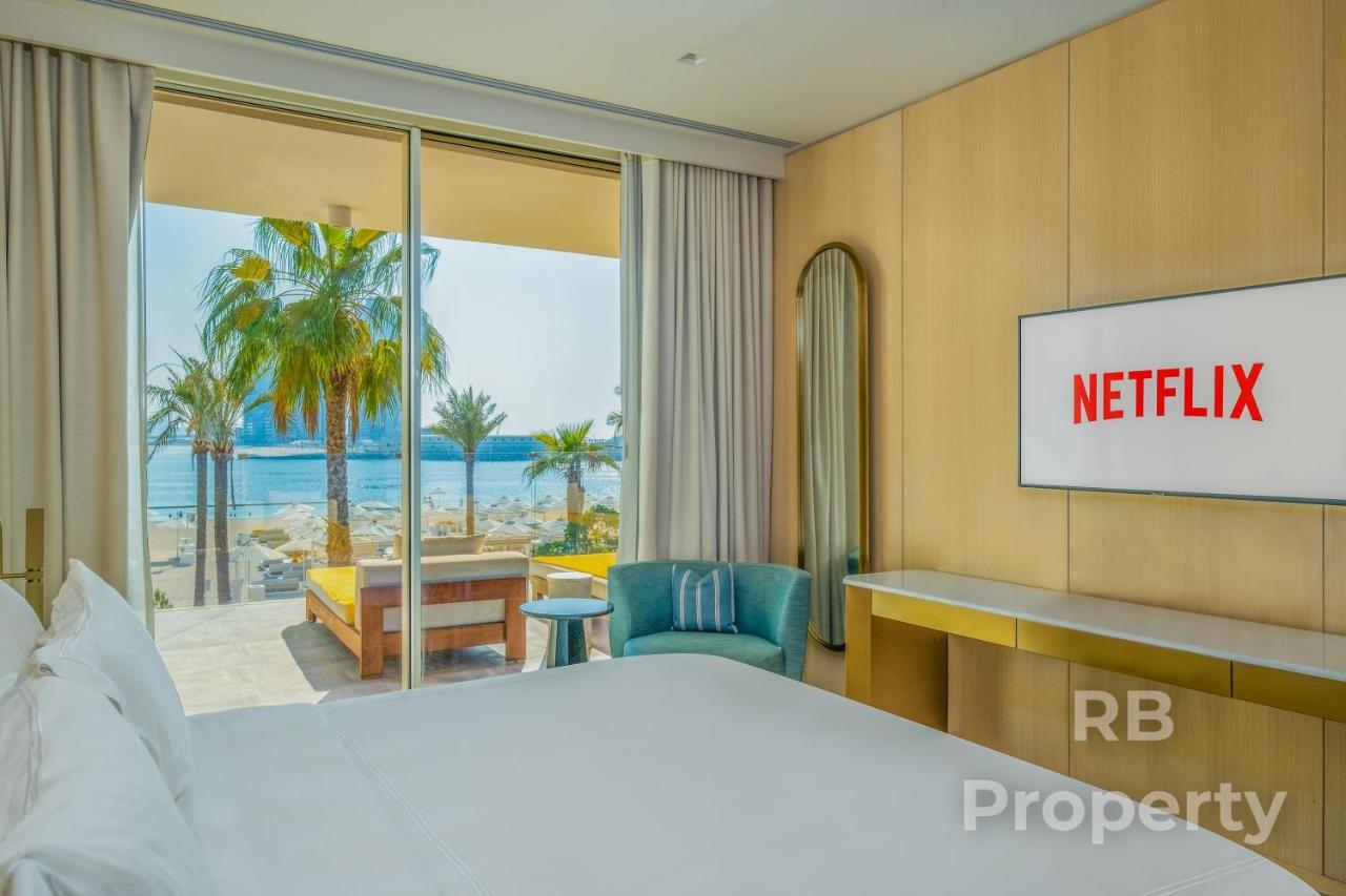 Five Palm Beach Villa - Three Floors, Private Pool, Jacuzzi Dubai Exterior foto